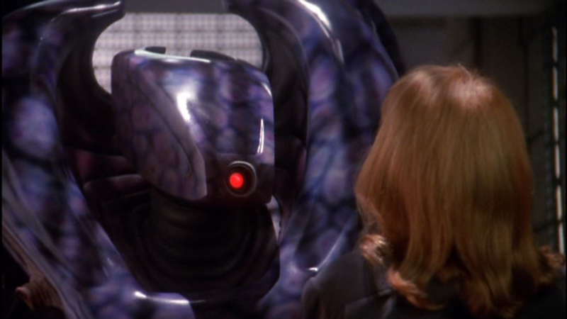 Illustration for article titled Babylon 5: “Walkabout”/“Grey 17 Is Missing”
